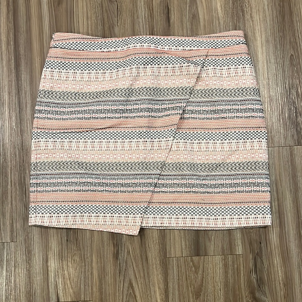LOFT Faux wrap skirt pink pattern size 16